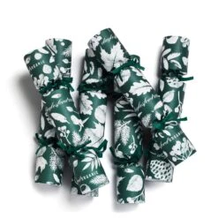 Christmas Crackers With Foliage Design