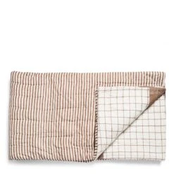 Nila Landscapes Square Quilt