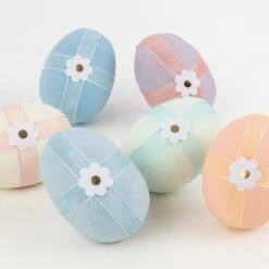 Surprise Paper Eggs -Gift Basket Shop 22039490 surprise eggs4
