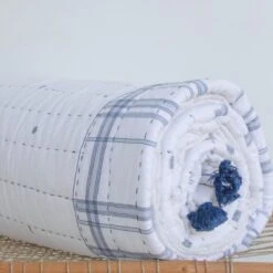 Nila Bengal Throw Large -Gift Basket Shop bengal quilt lifestyle 4 2