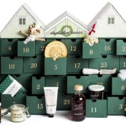 Farmshop Advent Calendar -Gift Basket Shop famrshop advent calendar detail 1500x1500