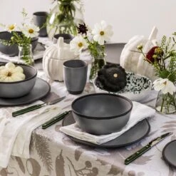 Palamino Tumbler Grey -Gift Basket Shop oakleaf tabletop close up3 1500x1500 2